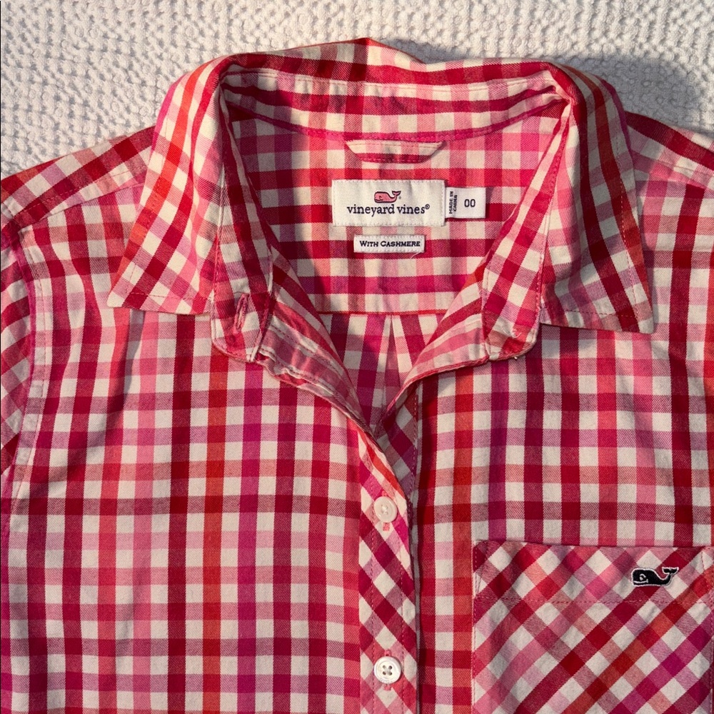 Vineyard Vines Red & Pink Plaid Button Down Shirt, Cashmere Cotton, Size 00, EUC - Picture 2 of 12